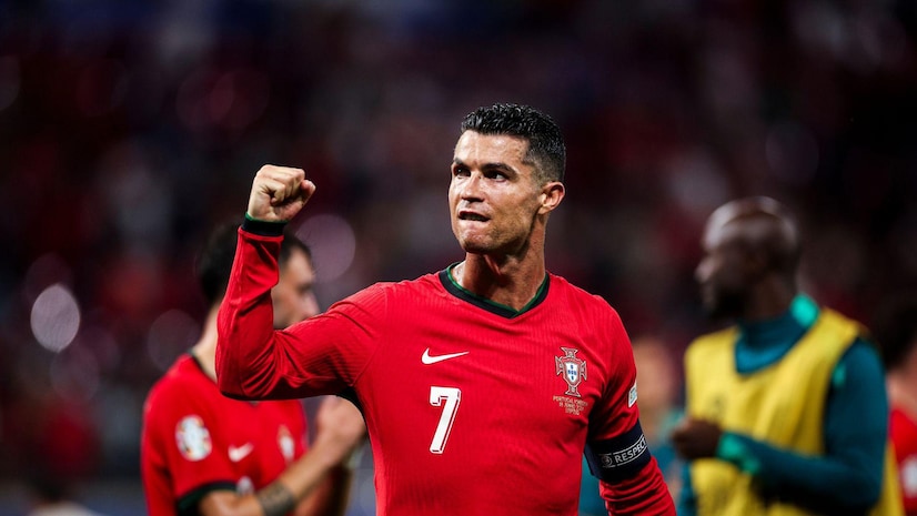 妻子晒刘维伟与小三同框照：谢谢球迷的证据 正义必胜.